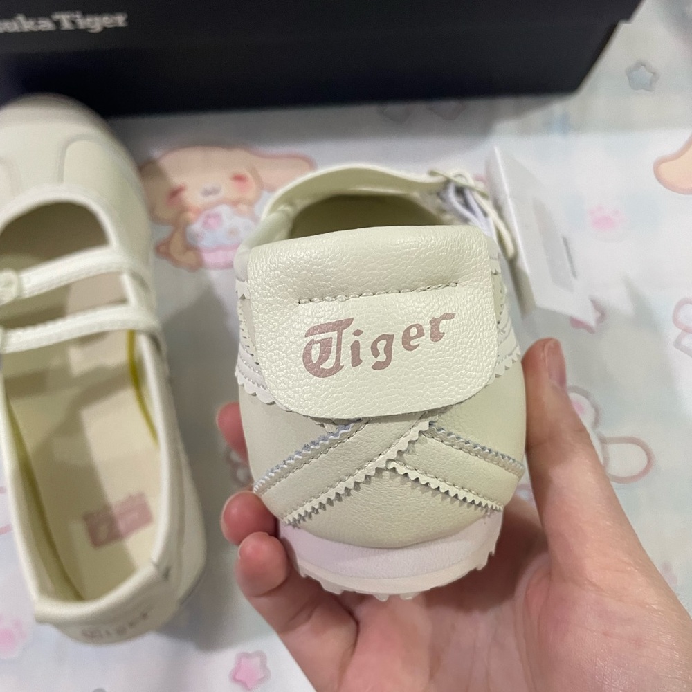 Onitsuka Tiger by Asics Double-Strap Mary Jane Shoes Cream - Picture 11 of 12